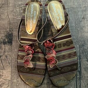 Donald J Pliner Sandals 🔥